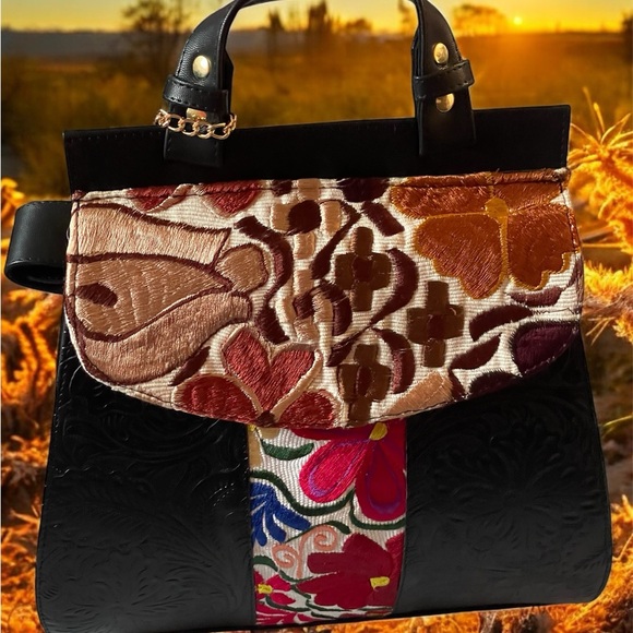 Vegan Embroidered Backpack, Floral Backpack, Crafted in Mexico, vegan backpack - Picture 5 of 7